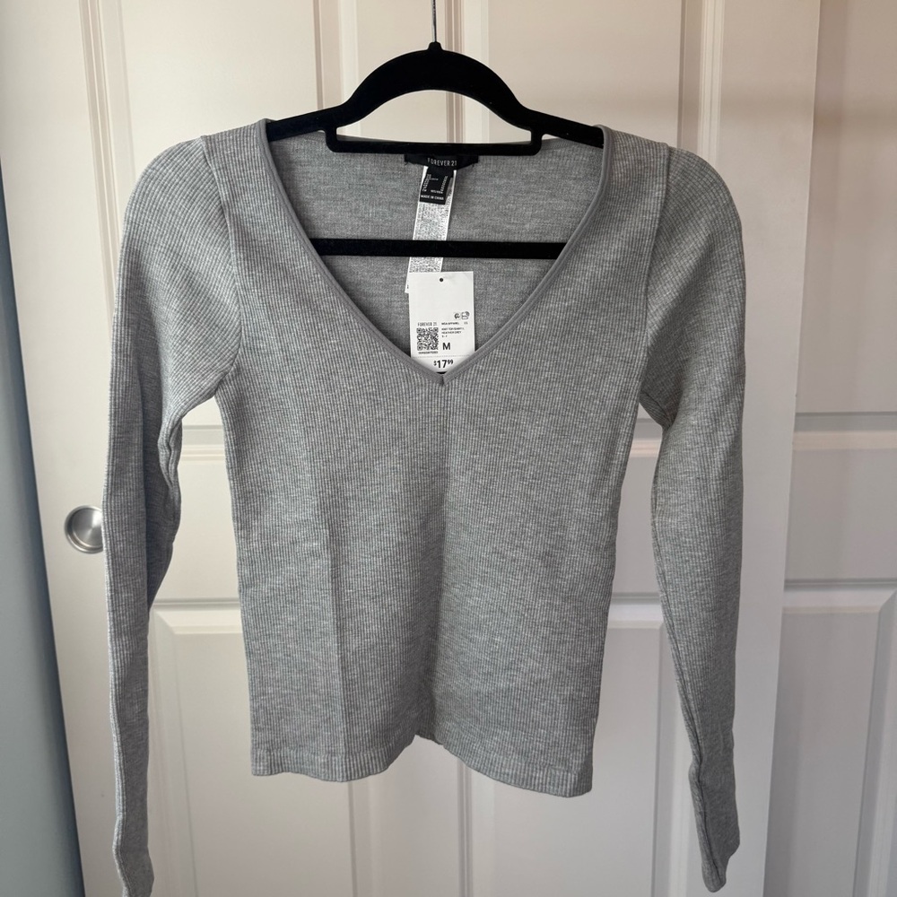 Forever 21 Light Gray V-Neck Ribbed Blouse
